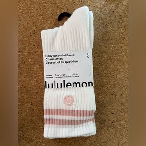 lululemon athletica White and Pink Peach Crew Socks Size Large WHT/PKHZ